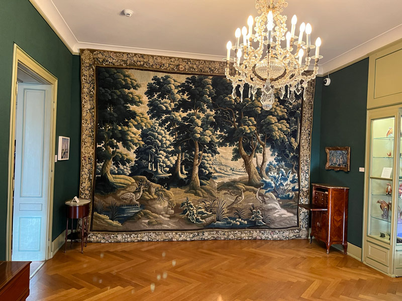 Dieses Bild zeigt einen Wandteppich im Museum Langmatt.
